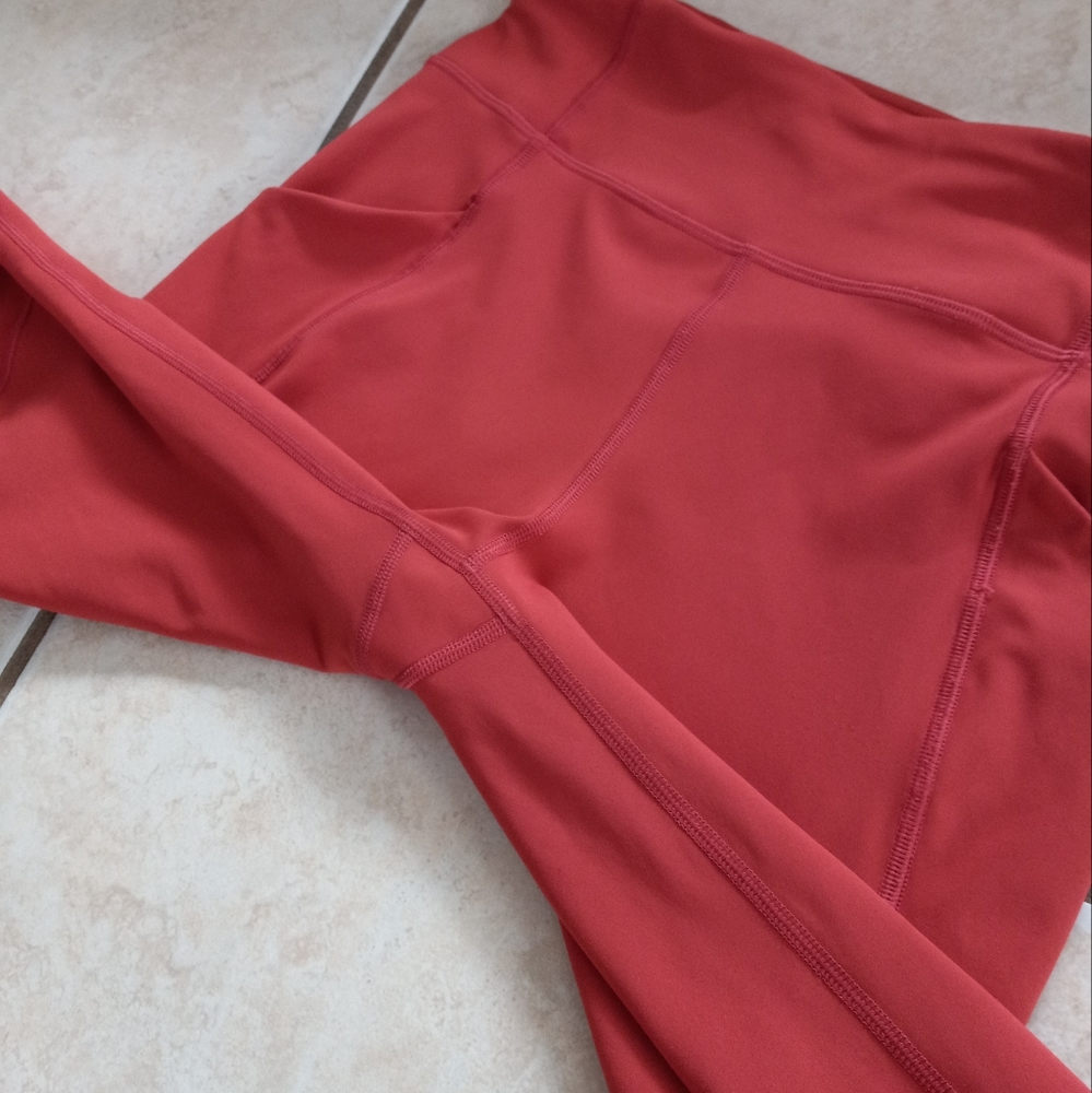 Lululemon Time To Sweat 28" Tight Brick Rose Full-On Luxtreme 8 - Picture 11 of 16